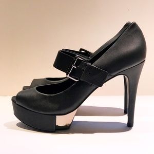 Pour la Victoire Blk Leather Peep-toe Heels SZ 11